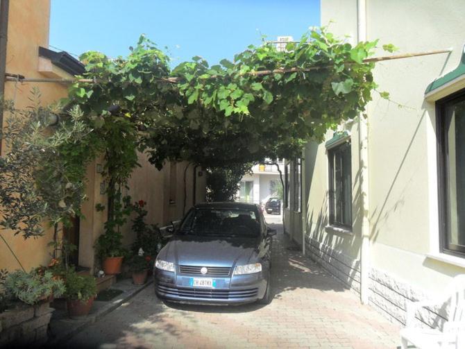 Albergo Villa-Brandi --- Pensione Completa --- Bellaria-Igea Marina Exterior foto